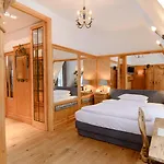 Hotel Opera
