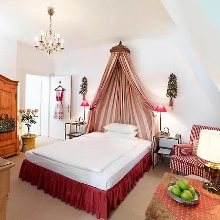 Hotel Opera