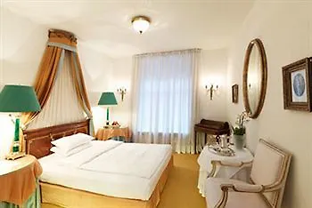 Opera Hotell München