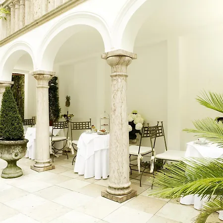 Opera Hotel Munich