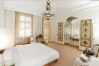 Opera Hotel Munich